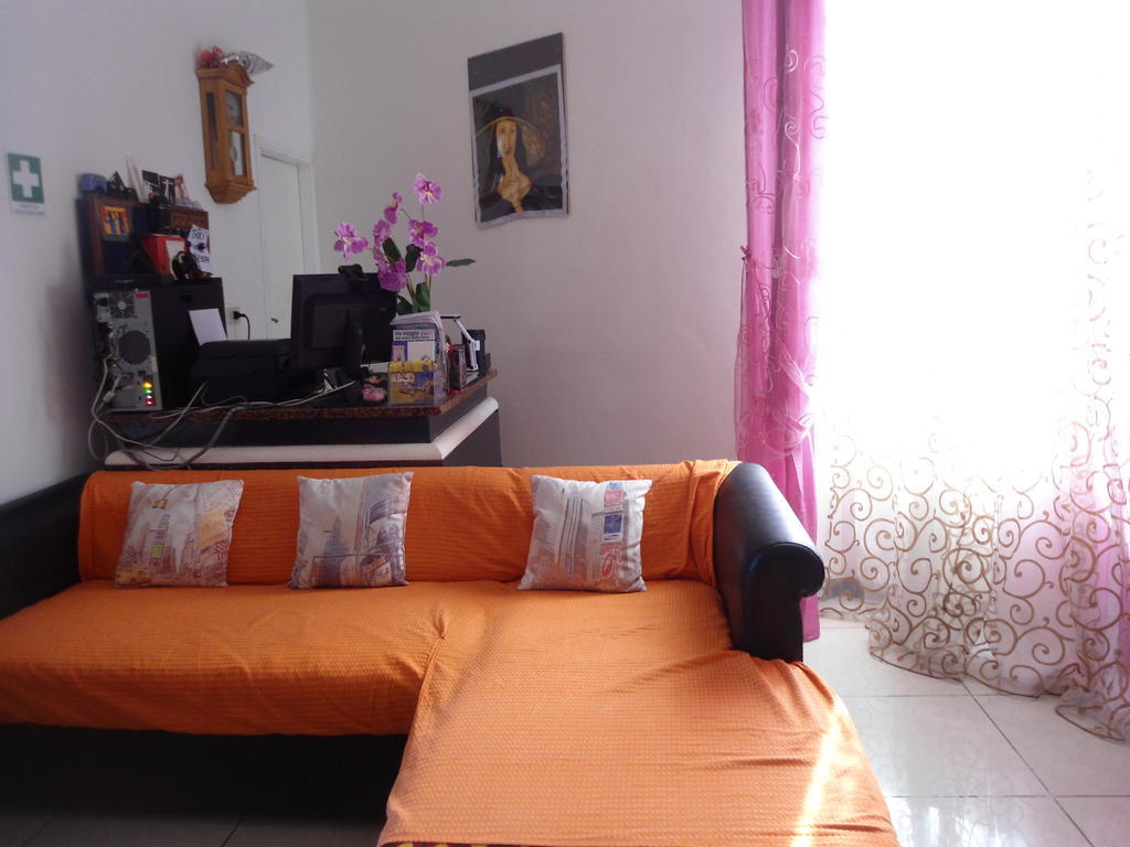Hotel Houston Livorno - Struttura Esclusivamente Turistica - Not For Business Or Workers Ngoại thất bức ảnh