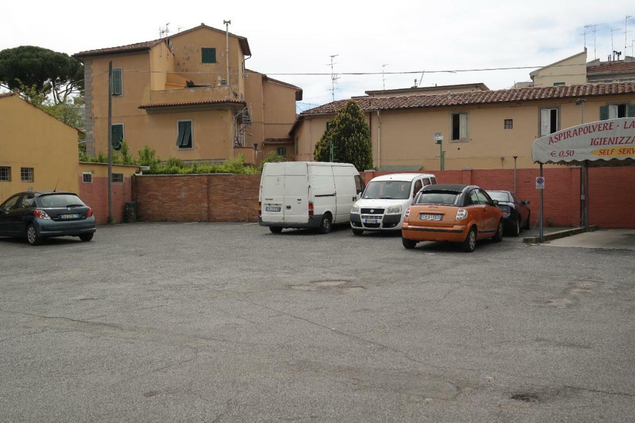 Hotel Houston Livorno - Struttura Esclusivamente Turistica - Not For Business Or Workers Ngoại thất bức ảnh
