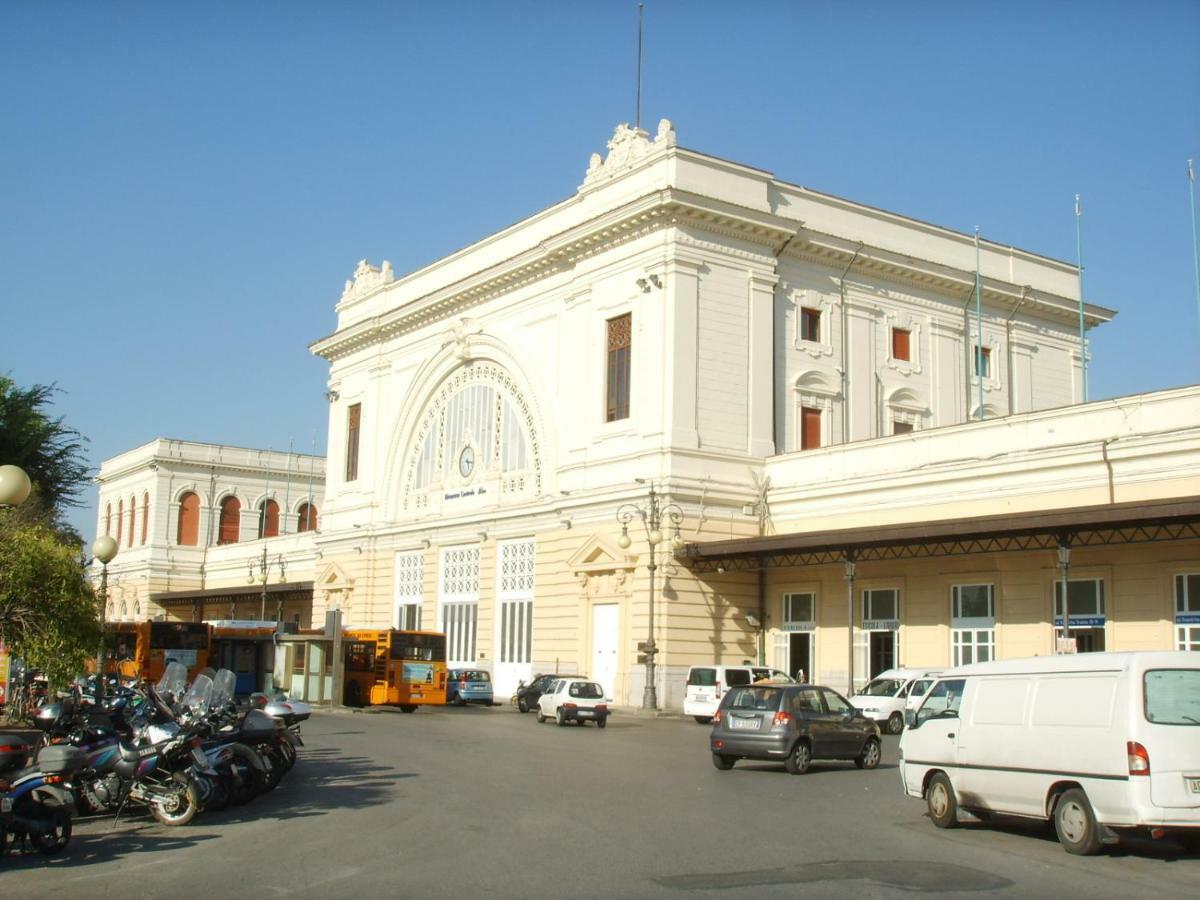 Hotel Houston Livorno - Struttura Esclusivamente Turistica - Not For Business Or Workers Ngoại thất bức ảnh